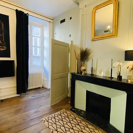 L 45 Apartment